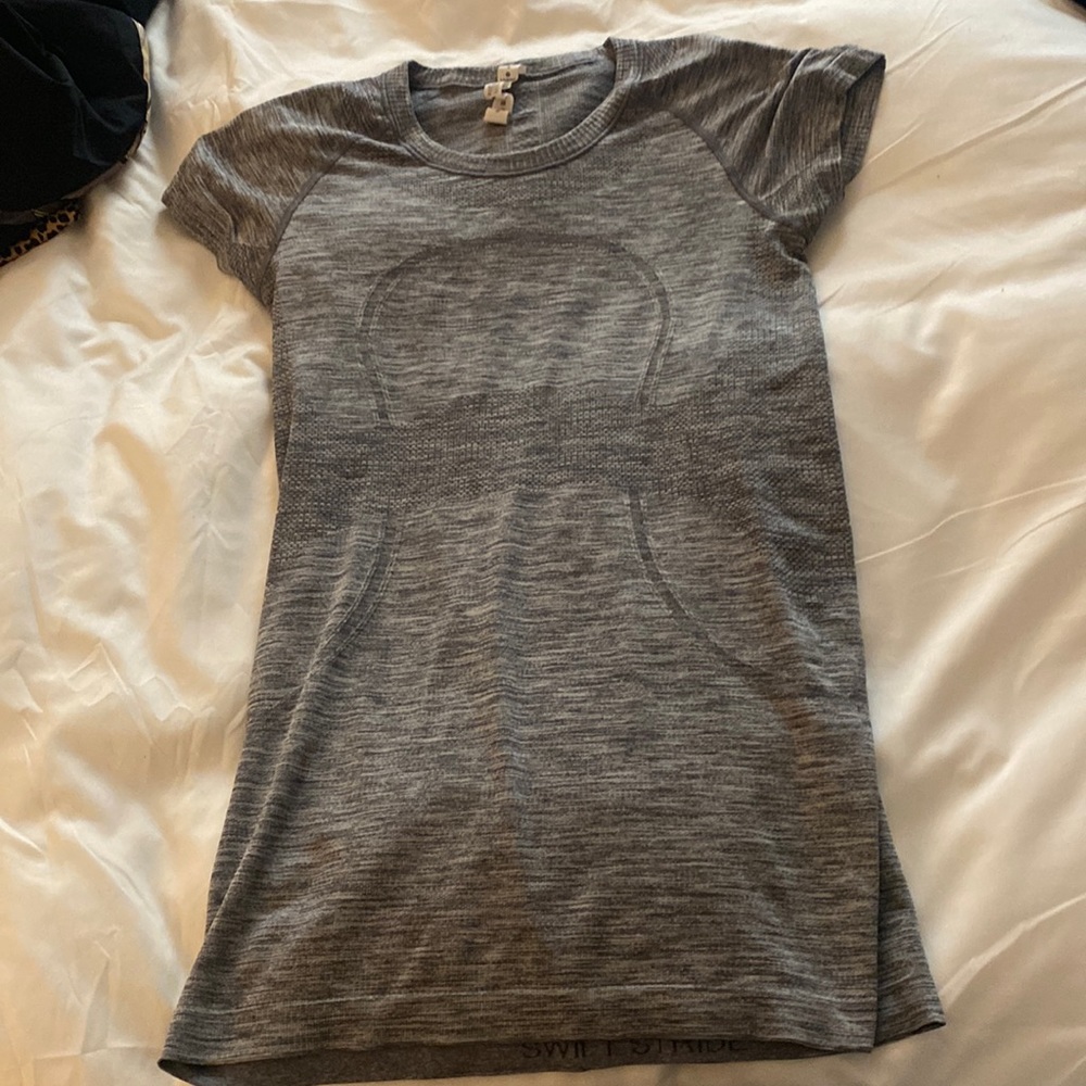 Gray lululemon workout shirt